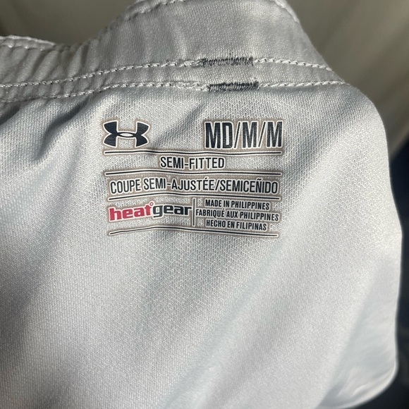 Women's Under Armour Running Shorts Size Med Loose Athletic Heatgear Lined - Picture 5 of 5